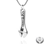 Pendentif Steampunk Silver Wrench - Vignette | Steampunk Store