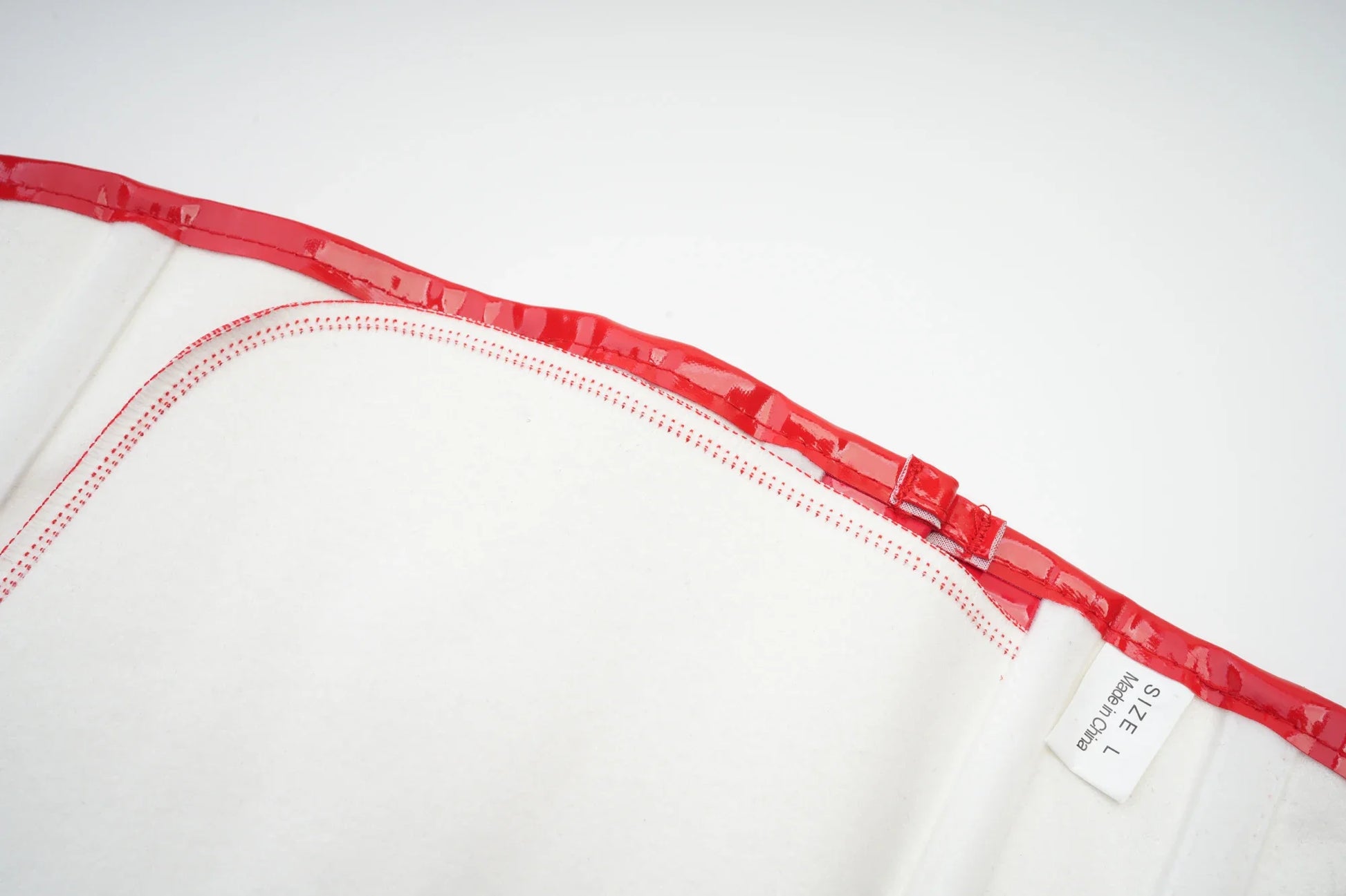 Corsé Punk de PVC con Hebillas - Negro o Rojo - detalle 14