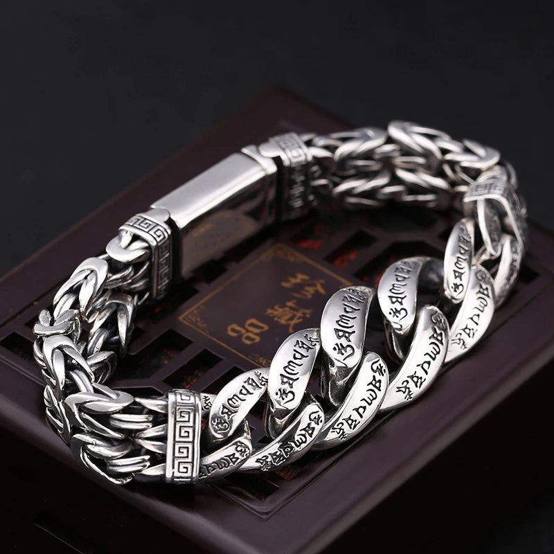 Bracelet Mantra Porte-Bonheur en Argent S925 - détail du motif 2