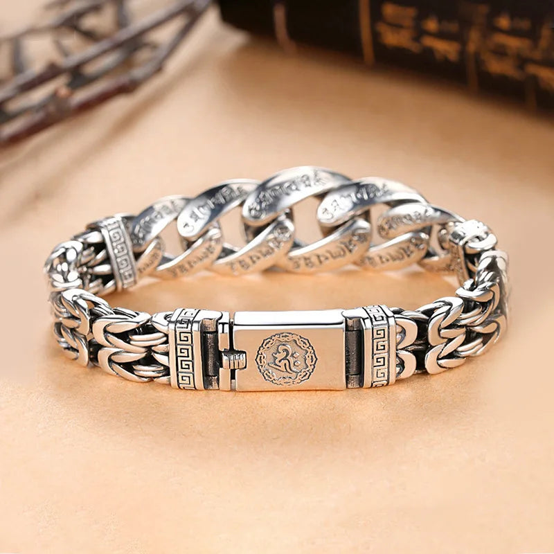 Bracelet Mantra Porte-Bonheur en Argent S925 - finition et reliefs 15