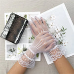 Kurze florale Spitzenhandschuhe - Vintage-Stil - Vignette | Steampunk Store