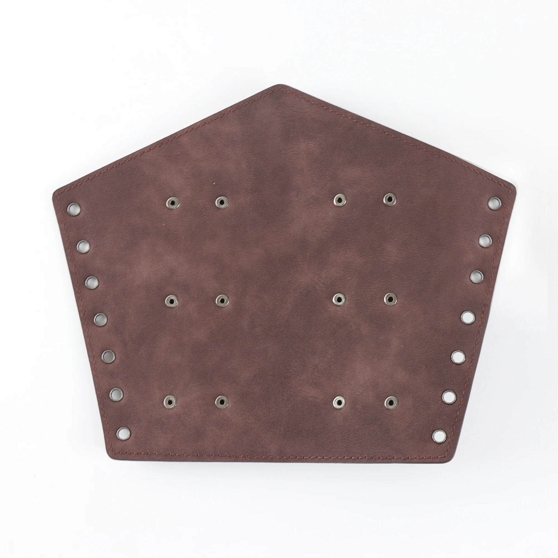 Brassards Steampunk en Cuir - Vue rapprochee