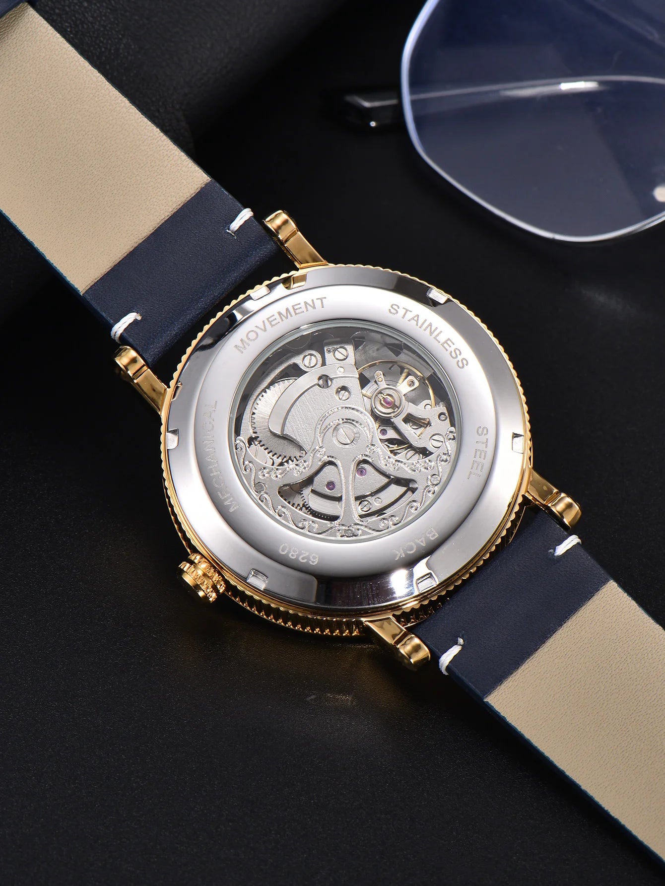 Montre Squelette Homme à Cadran Échiquier - vue 5