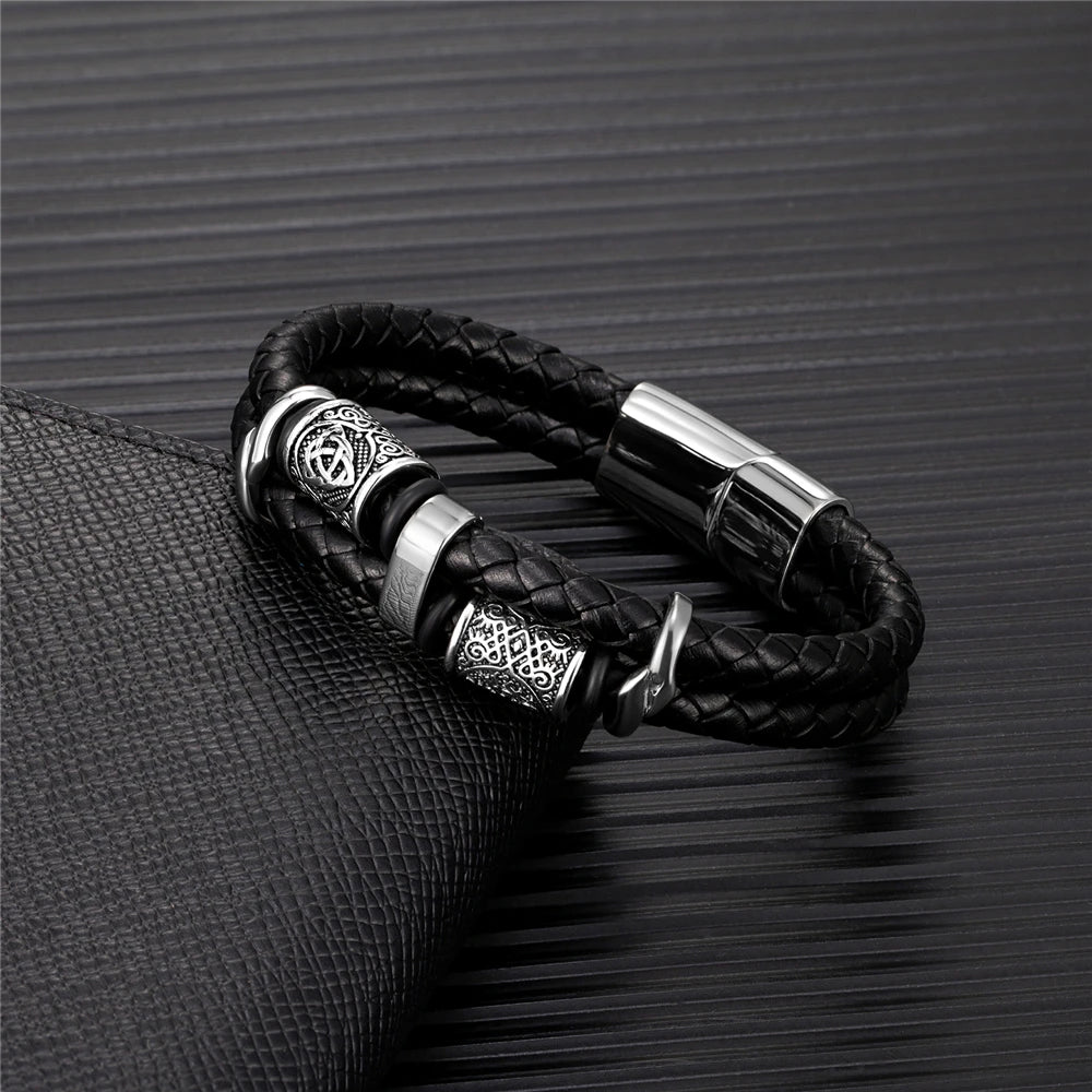 Bracelet Viking en Cuir Tressé et Acier - détail de la matière 21