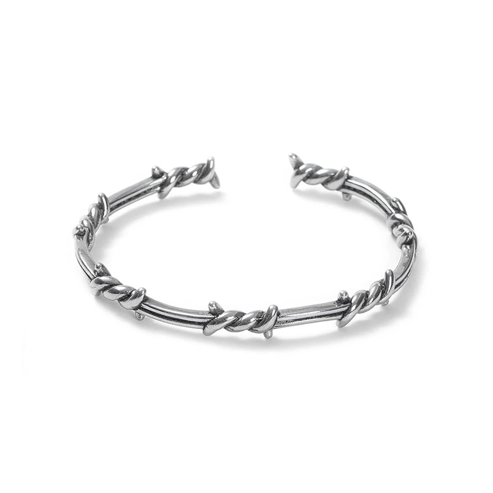 Bracelet Barbelé Homme - Jonc Punk en Acier - détail de la matière 13