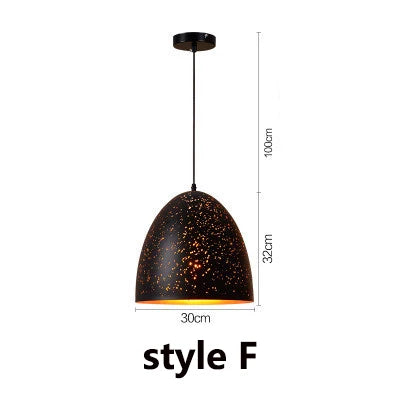 Suspension Vintage Steampunk en Fer Perforé - Vue rapprochee