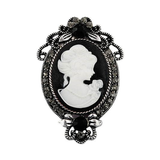 Vintage Cameo Brooch - Elisabeth