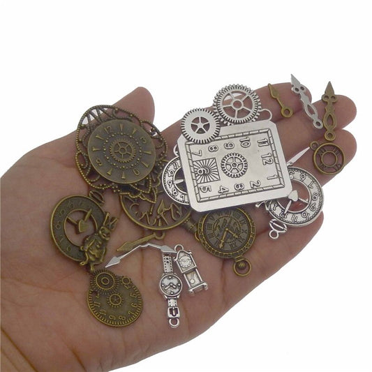 Steampunk Accessory<br> Tempus Fugit DIY