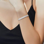Bracelet Argent Plat Femme au poignet