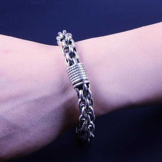 Bracelet Chaine Argent Homme au poignet | Steampunk Store