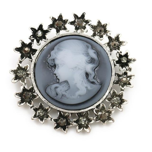 Broche Camée Étoilée Argentée