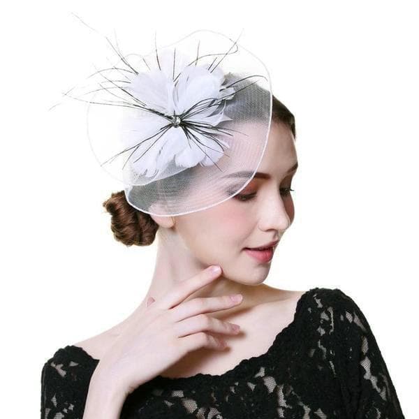 chapeau fascinateur blanc