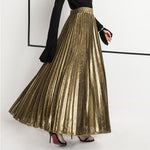 jupe plissée dorée sur une femme | Steampunk Store