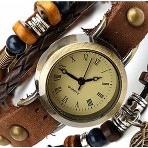 montre bracelet vintage femme  présentation- steampunk store