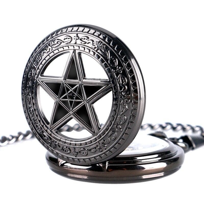 Montre Gothique Pentagramme vue couvercle