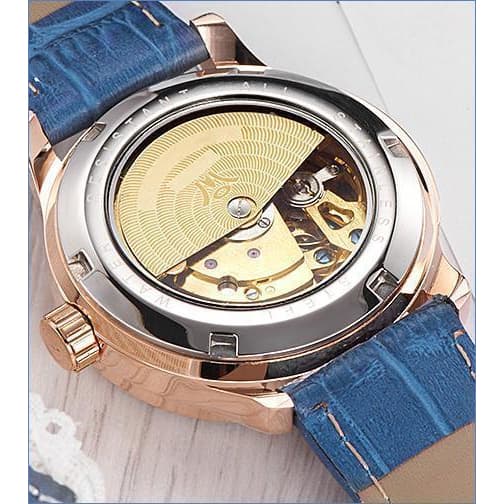 Montre squelette femme bleue derrière-steampunk store