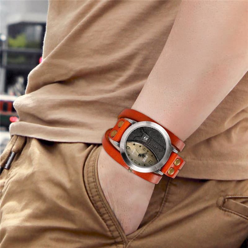 Montre Vintage Paris orange portée | Steampunk Store